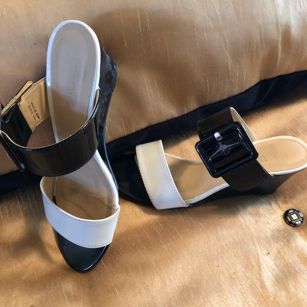 Shoes - Picture 2 of 3